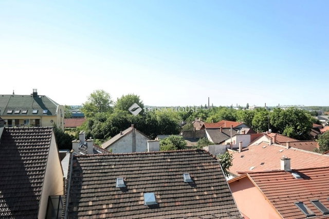 Eladó téglalakás, Budapesten, XX. kerületben 60 M Ft, 3 szobás