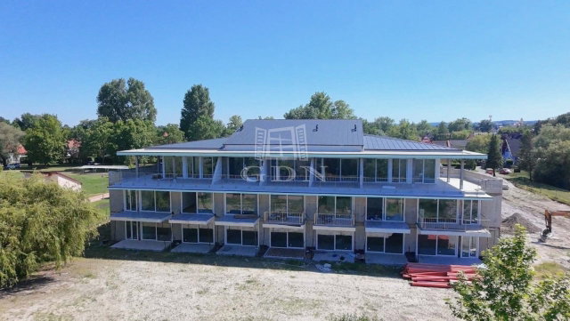 Eladó téglalakás, Balatonmáriafürdőn 58.731 M Ft, 1+1 szobás