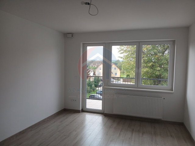 Eladó téglalakás, Nagycenken 84.9 M Ft, 4 szobás