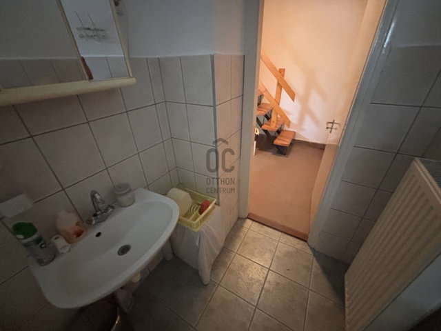 Eladó iroda, Várpalotán 23.9 M Ft / költözzbe.hu