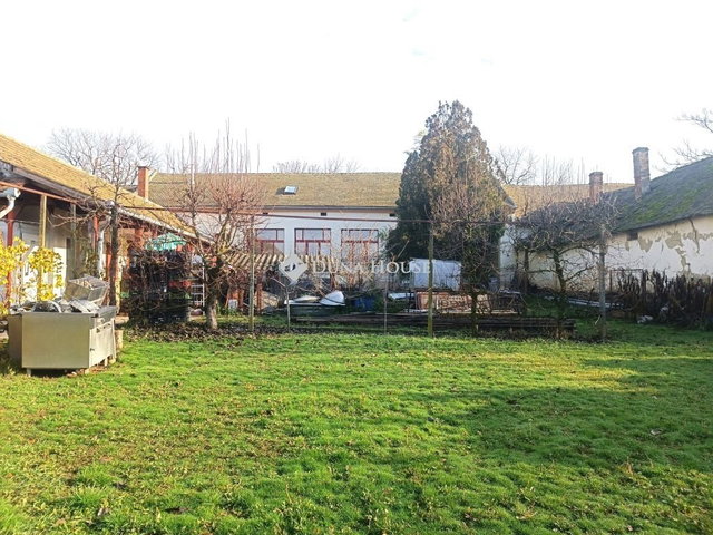 Eladó családi ház, Köröstarcsán 39.9 M Ft, 4 szobás