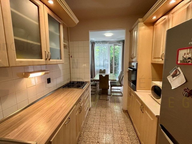 Eladó téglalakás, Szegeden, Bérkert utcában 84.9 M Ft, 3 szobás