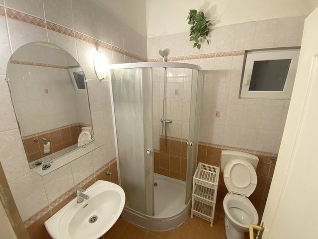Kiadó téglalakás, albérlet, Budapesten, VI. kerületben
