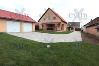 Eladó családi ház, Szegeden 145 M Ft, 5 szobás