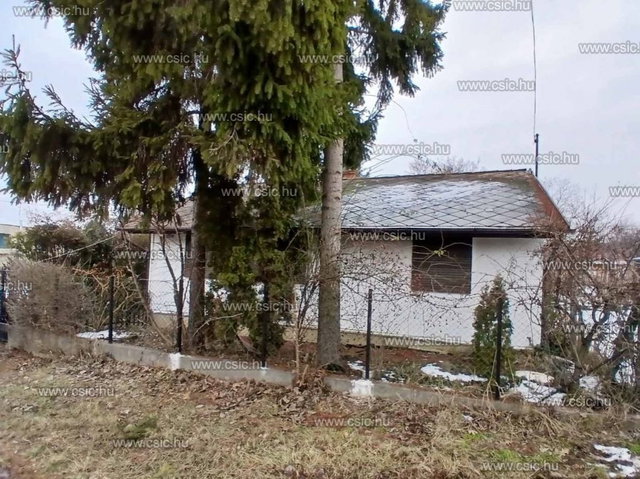 Eladó családi ház, Maglódon 54 M Ft, 2 szobás