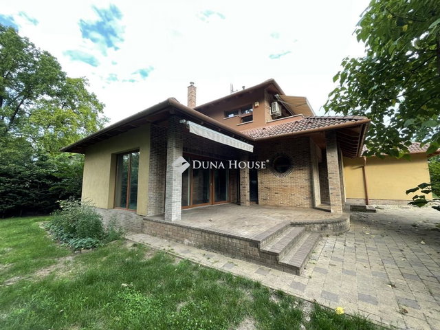 Eladó családi ház, Fóton 265 M Ft, 4 szobás