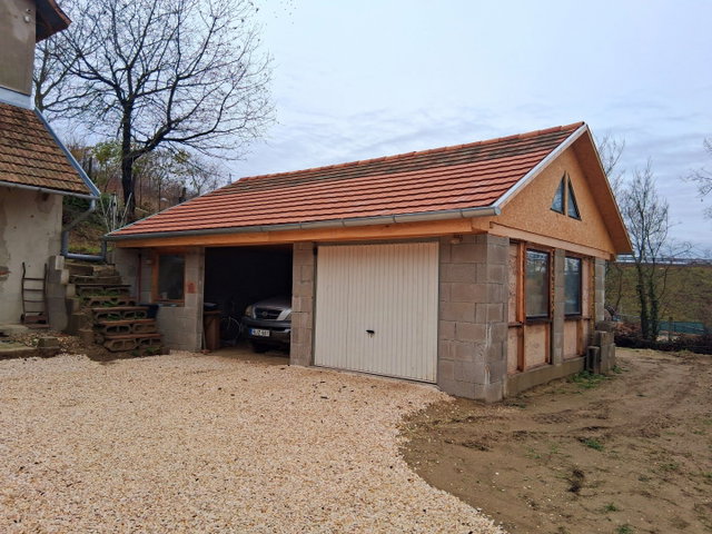 Eladó családi ház, Pátyon 73.9 M Ft, 2 szobás
