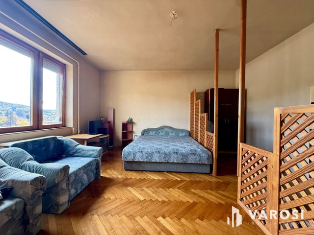 Eladó téglalakás, Salgótarjánban 12.99 M Ft, 1 szobás