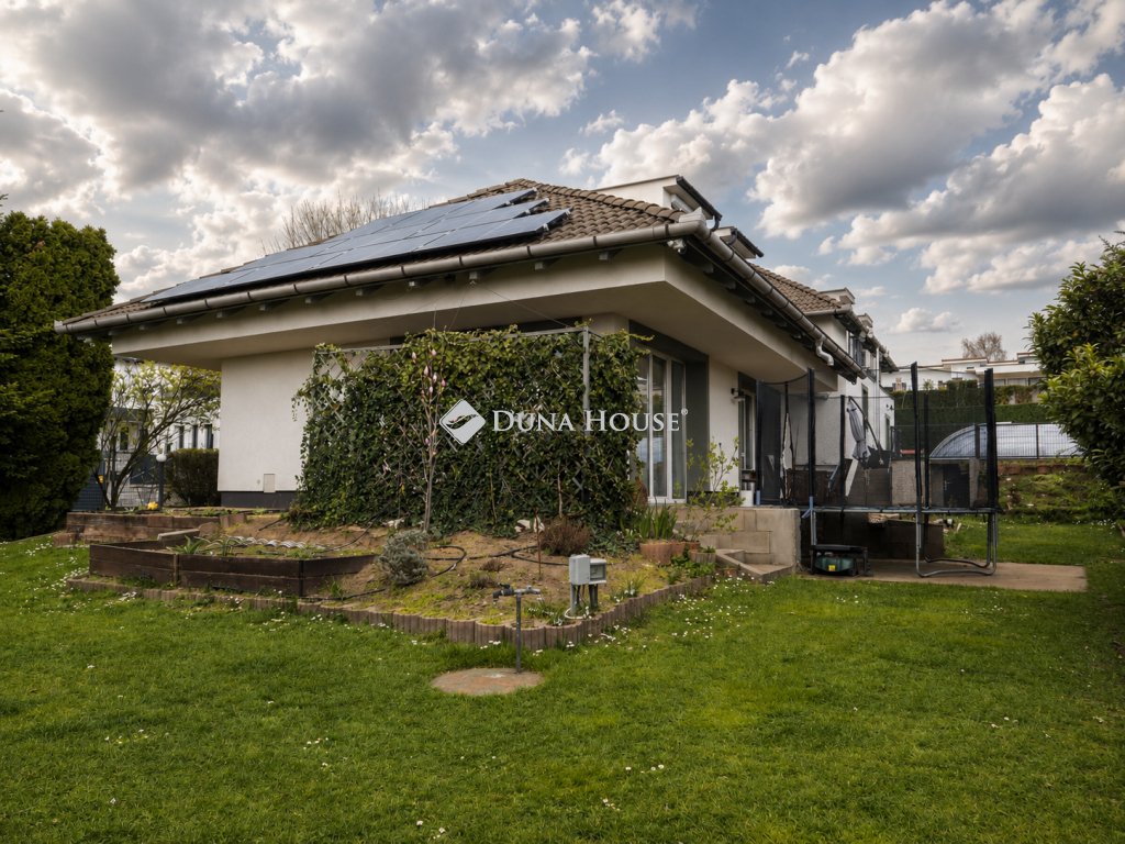 10 bed · 257m² · 262.280.000 ft