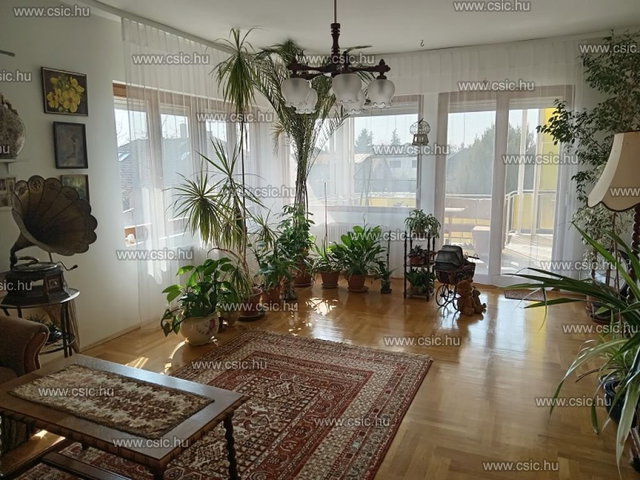 Eladó téglalakás, Budapesten, XVI. kerületben, Sashalom utcában