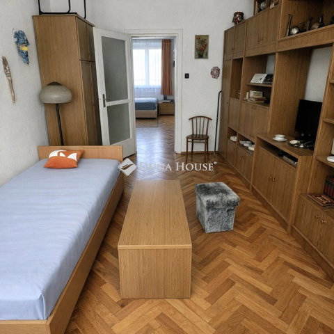 Eladó téglalakás, Szombathelyen 39 M Ft, 2 szobás
