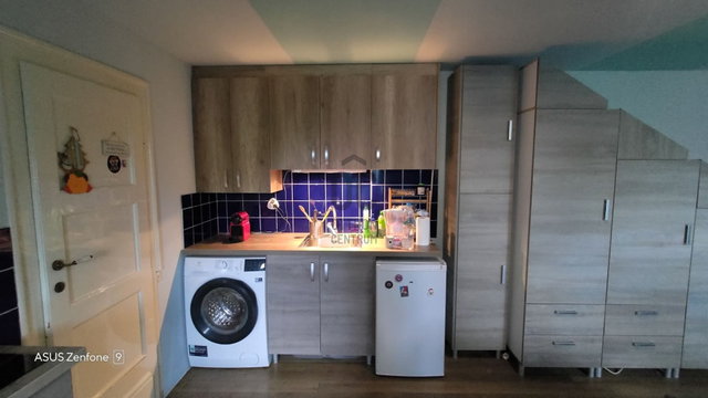 Eladó téglalakás, Budapesten, III. kerületben, Kiscelli utcában