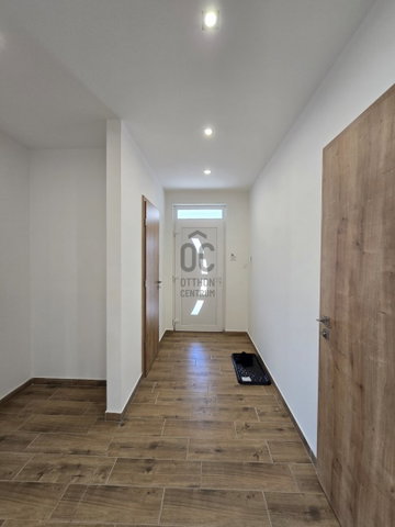 Eladó családi ház, Szigetszentmiklóson 159.9 M Ft, 4 szobás