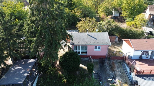 Eladó nyaraló, Kulcson 29.9 M Ft, 2 szobás / költözzbe.hu