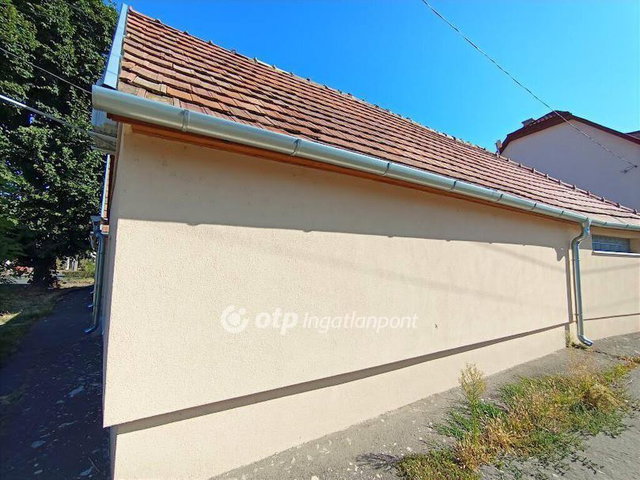 Eladó családi ház, Gyöngyösön 29.9 M Ft, 3+1 szobás