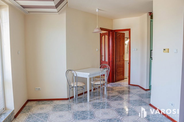 Kiadó téglalakás, albérlet, Szegeden 165 E Ft / hó, 1+1 szobás