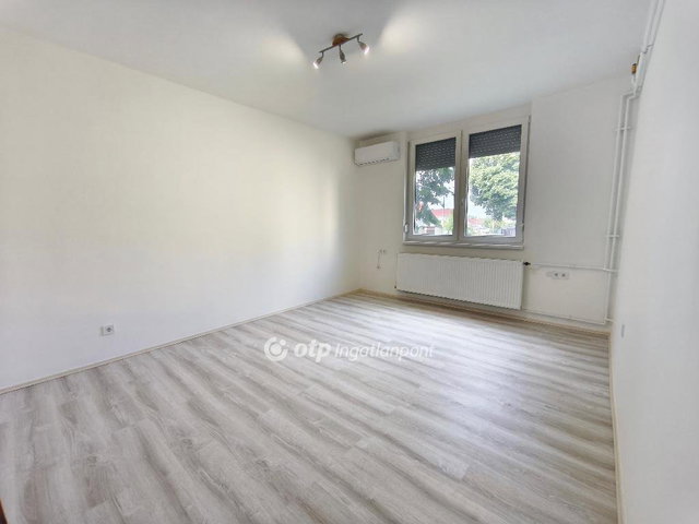Eladó panellakás, Nagykanizsán 42.9 M Ft, 2 szobás