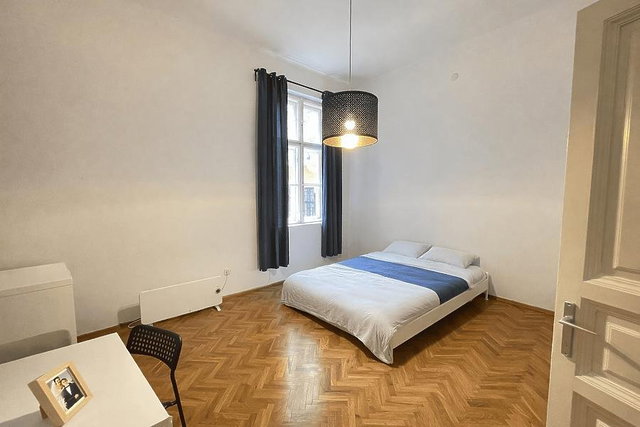Eladó téglalakás, Budapesten, VI. kerületben, Rózsa utcában