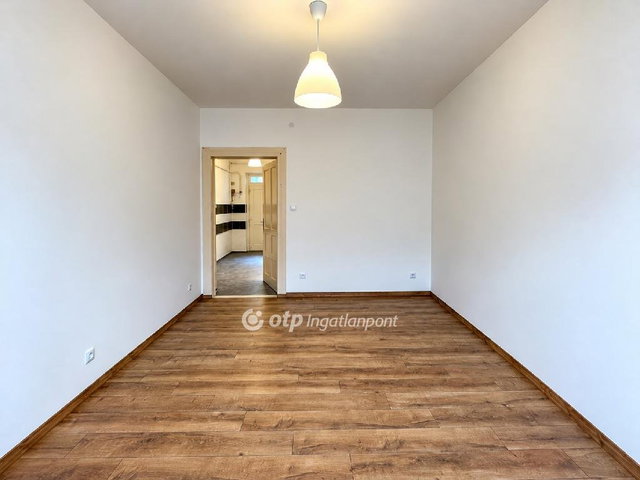 Eladó téglalakás, Budapesten, VIII. kerületben 33.9 M Ft