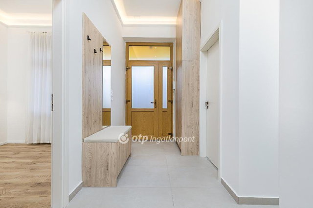 Eladó téglalakás, Budapesten, I. kerületben 249.9 M Ft, 3 szobás