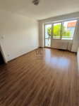 Eladó panellakás, Tatabányán 34.99 M Ft, 1 szobás