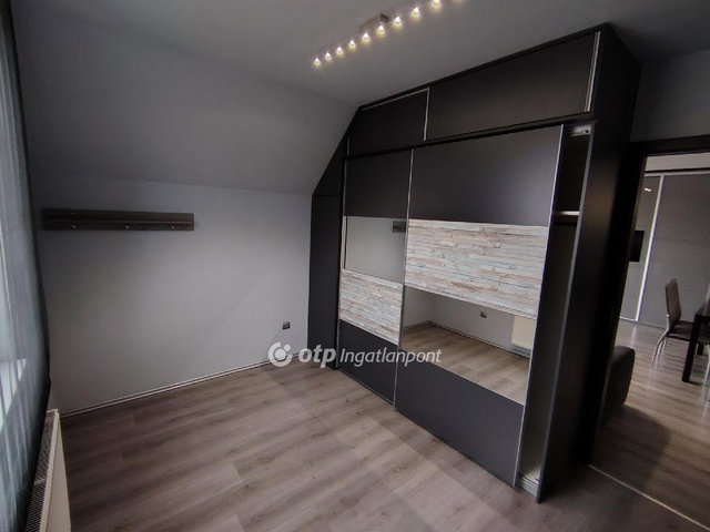 Kiadó téglalakás, albérlet, Kiskőrösön 160 E Ft / hó