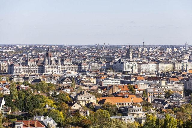 Eladó téglalakás, Budapesten, II. kerületben, Lévay utcában