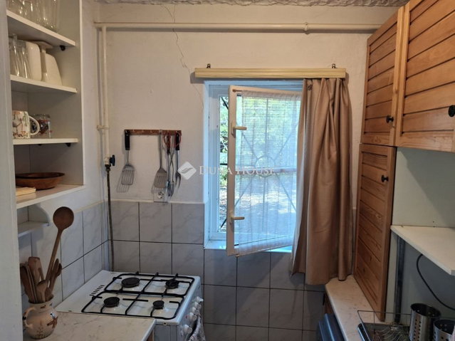 Eladó nyaraló, Velencén, Xiv. utcában 35 M Ft, 1+1 szobás