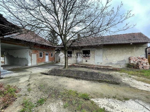 Eladó családi ház, Kisteleken 35 M Ft, 5 szobás