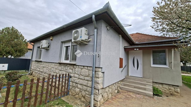 Eladó családi ház, Dombóváron, Szigligeti utcában 52.5 M Ft