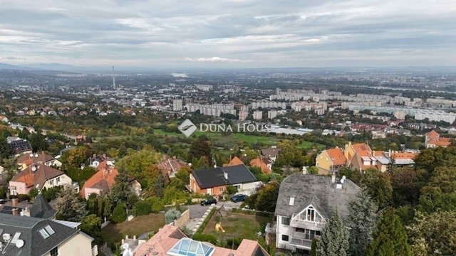 Eladó téglalakás, Budapesten, III. kerületben 326 M Ft, 4 szobás