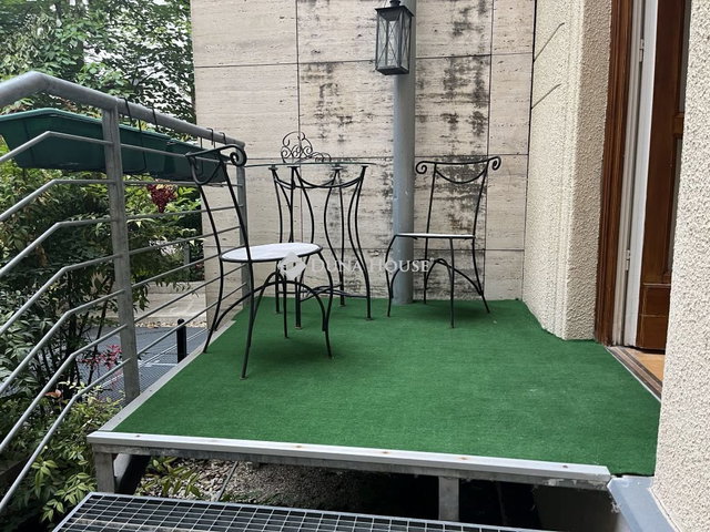 Eladó téglalakás, Budapesten, VI. kerületben, Andrássy úton