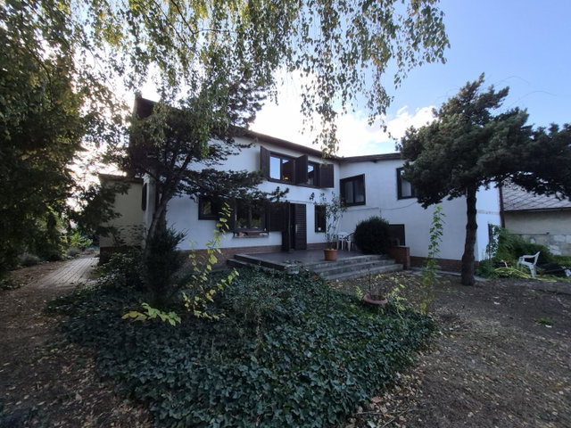 Eladó családi ház, Pilisen, Csalogány utcában 79.9 M Ft