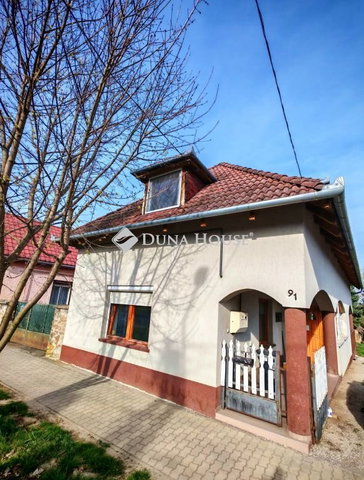Eladó családi ház, Alsópáhokon 69.9 M Ft, 5 szobás
