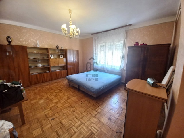 Eladó családi ház, Nyíregyházán 37.7 M Ft, 2 szobás