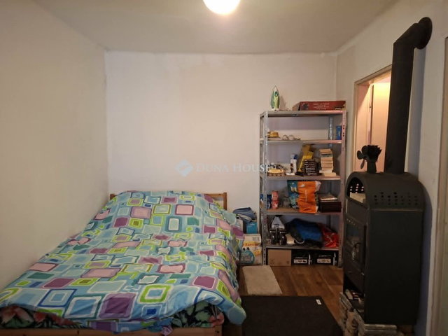 Eladó családi ház, Madarason 12 M Ft, 3 szobás