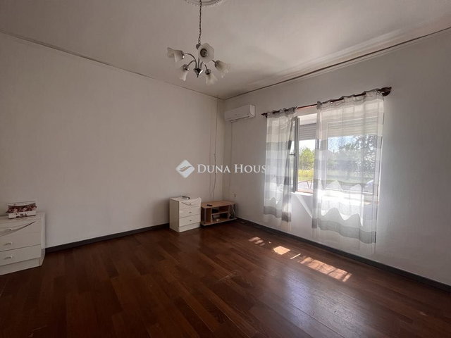 Eladó családi ház, Abádszalókban 25.5 M Ft, 3 szobás