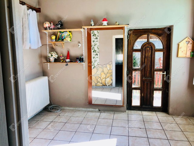 Eladó családi ház, Pölöskefőn 19.5 M Ft, 2 szobás