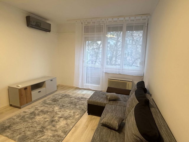 Kiadó téglalakás, albérlet, Szegeden 180 E Ft / hó, 1+1 szobás