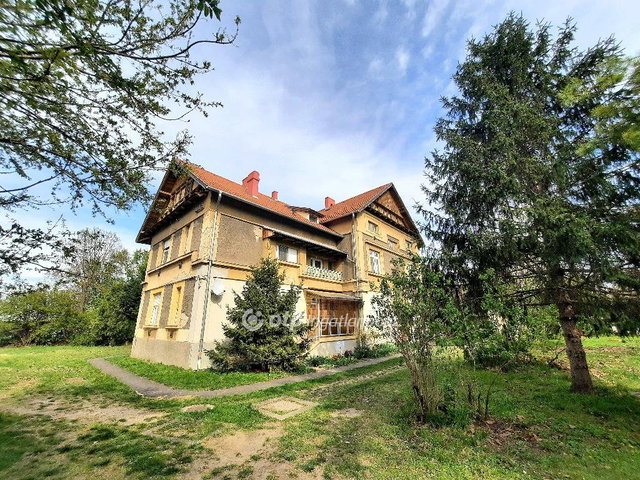 Eladó téglalakás, Szolnokon 14.99 M Ft, 1 szobás