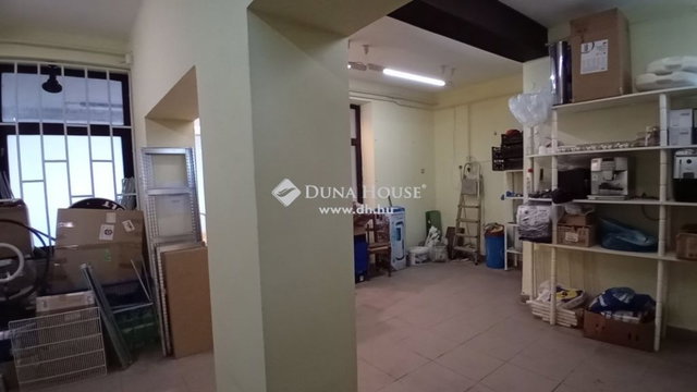 Eladó üzlethelyiség, Siófokon 37.99 M Ft / költözzbe.hu