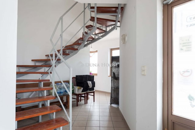 Eladó családi ház, Enesén 149.99 M Ft, 1 szobás