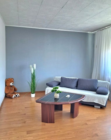 Eladó panellakás, Szolnokon 28.6 M Ft, 2 szobás