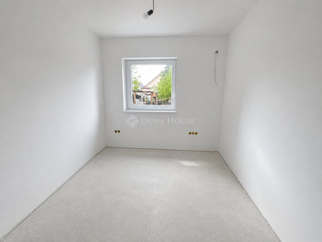 Eladó családi ház, Budapesten, XVIII. kerületben 151.9 M Ft