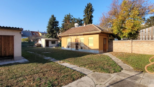 Eladó családi ház, Budapesten, IV. kerületben 139.9 M Ft
