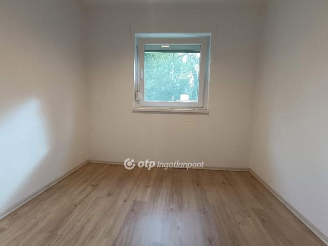 Eladó családi ház, Solymáron 80 M Ft, 1+1 szobás