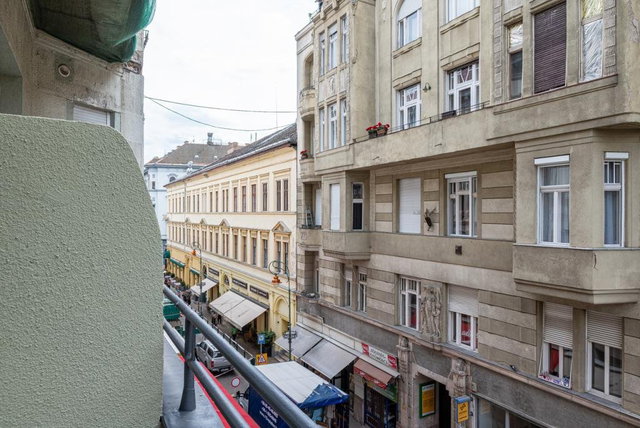 Eladó téglalakás, Budapesten, IX. kerületben, Ráday utcában