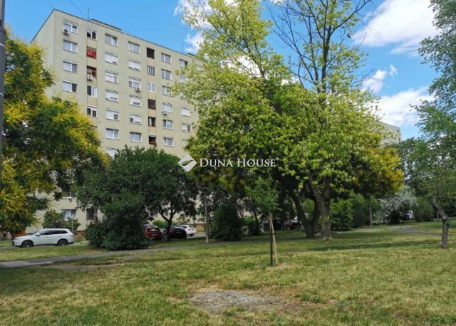 Eladó panellakás, Miskolcon, Győri kapu utcában 32.5 M Ft
