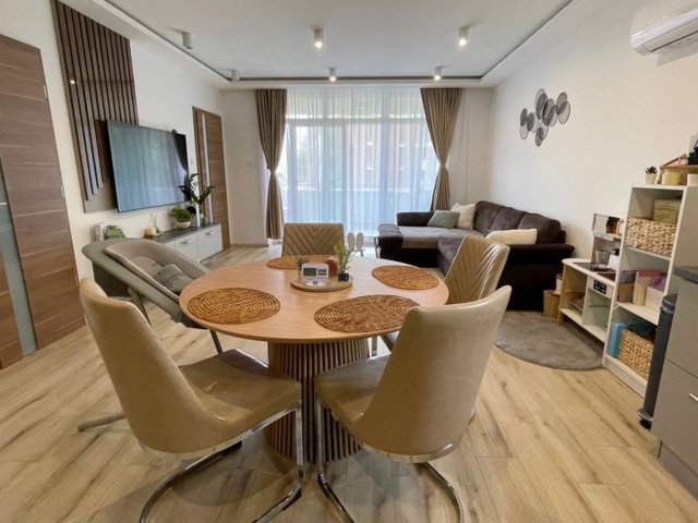 Eladó téglalakás, Nyíregyházán 79.99 M Ft, 3 szobás