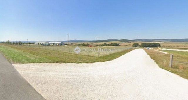 Eladó ipari ingatlan, Tótvázsonyban 39.9 M Ft